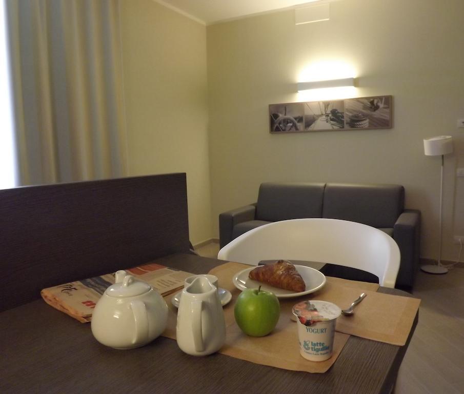 Chc Business Residence Genoa Room photo